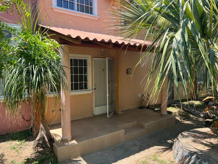 Casa Con Alberca A 8 Min De Playa Διαμέρισμα Ixtapa  Εξωτερικό φωτογραφία